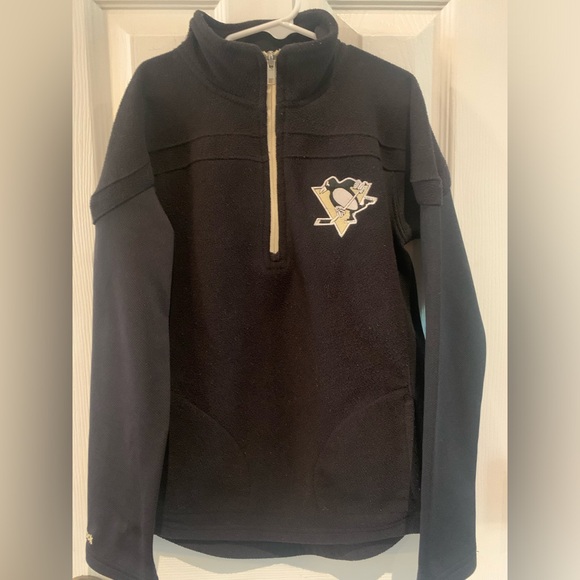 Reebok Pittsburgh Penguin 1/4 Zip Kids’ Black Pullover with embroidered Penguin - Picture 1 of 5